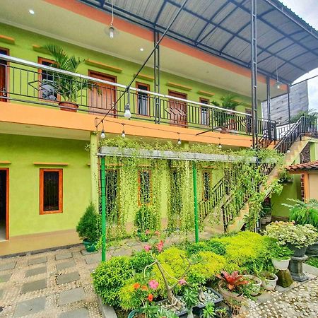 Reddoorz Syariah At Graha Adi Karya Kartasura Kartosuro Exterior foto