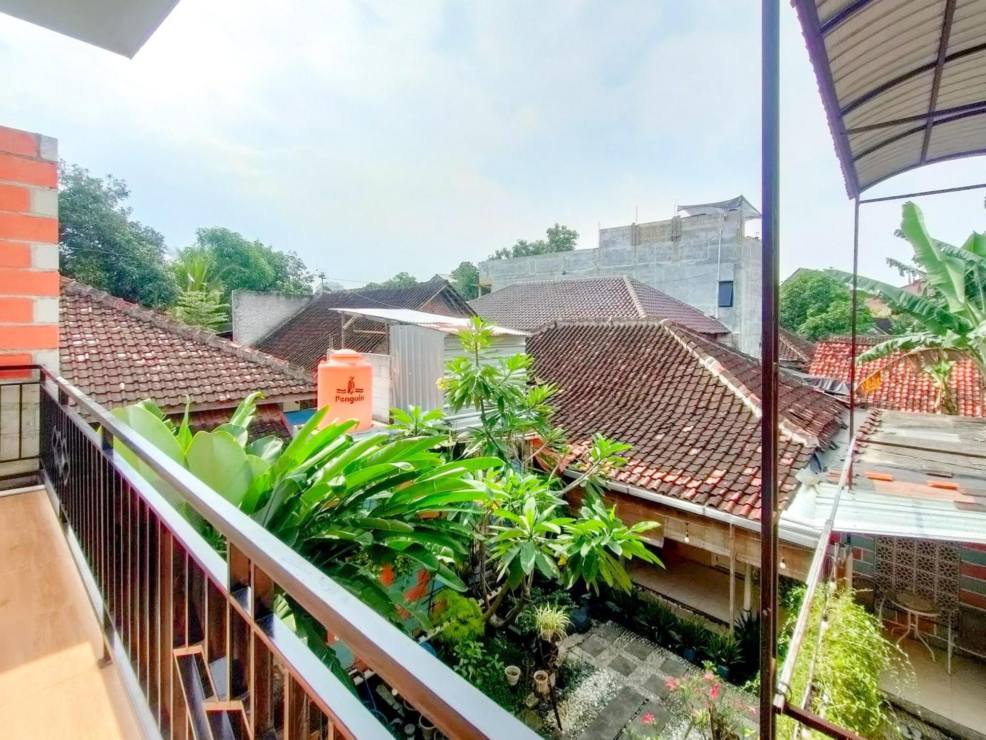 Reddoorz Syariah At Graha Adi Karya Kartasura Kartosuro Exterior foto