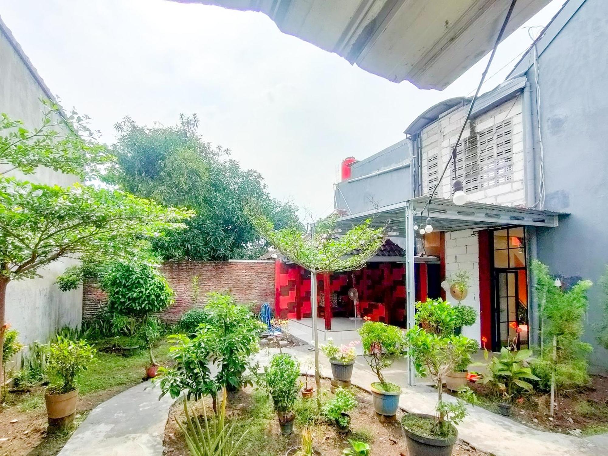 Reddoorz Syariah At Graha Adi Karya Kartasura Kartosuro Exterior foto
